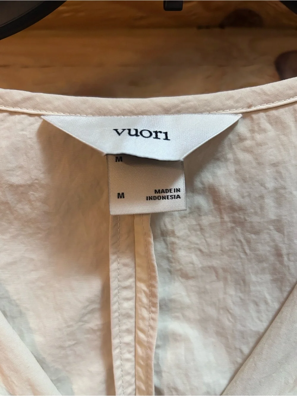Vuori Ventana Hooded Jacket - Picture 10 of 15